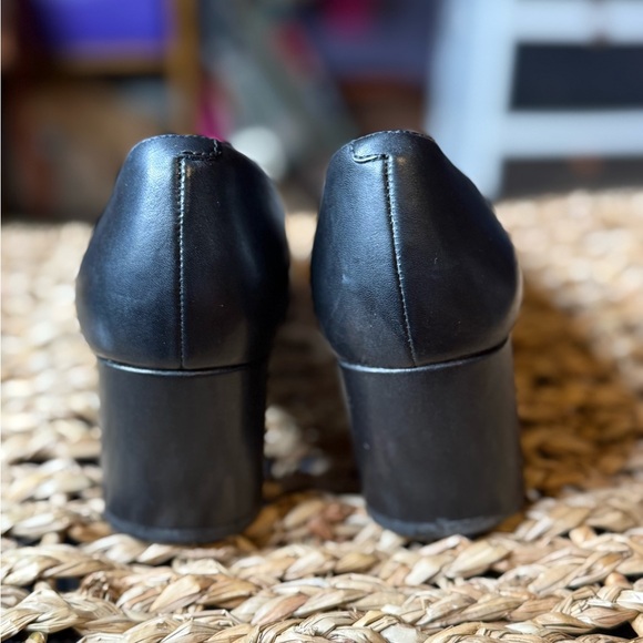 Cole Haan Black Cap Toe Block Heel Pumps – Size 8B - Picture 6 of 10
